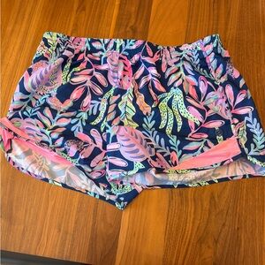 Lilly Pulitzer Luxletic Women's Shorts - Medium